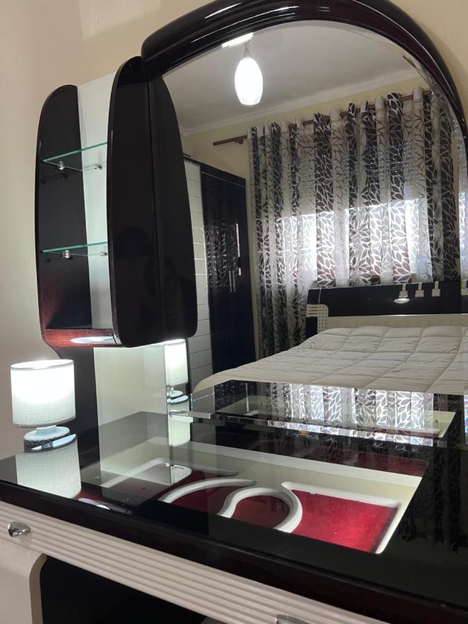 Guest House Pulake Μπεράτ Εξωτερικό φωτογραφία