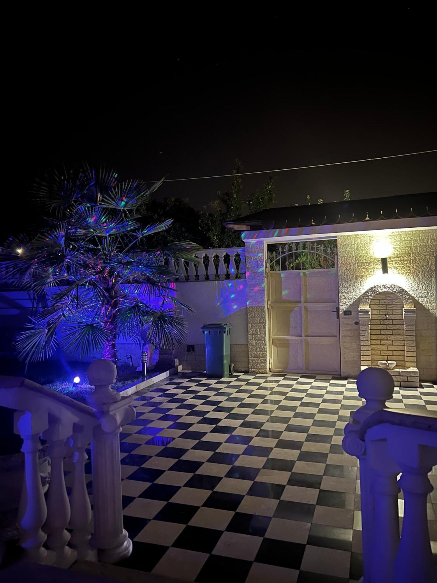 Guest House Pulake Μπεράτ Εξωτερικό φωτογραφία